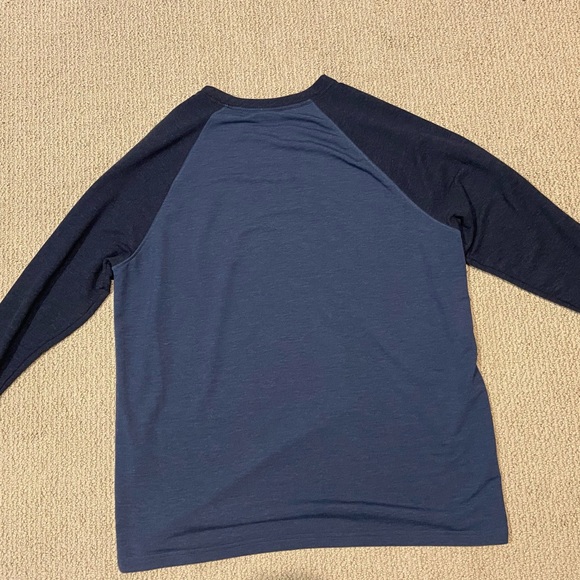 Blue Orvis Sweatshirt - Picture 2 of 2